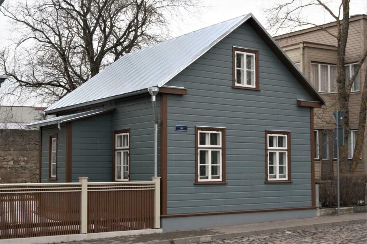 Silbernagel Apartment Курессааре Экстерьер фото