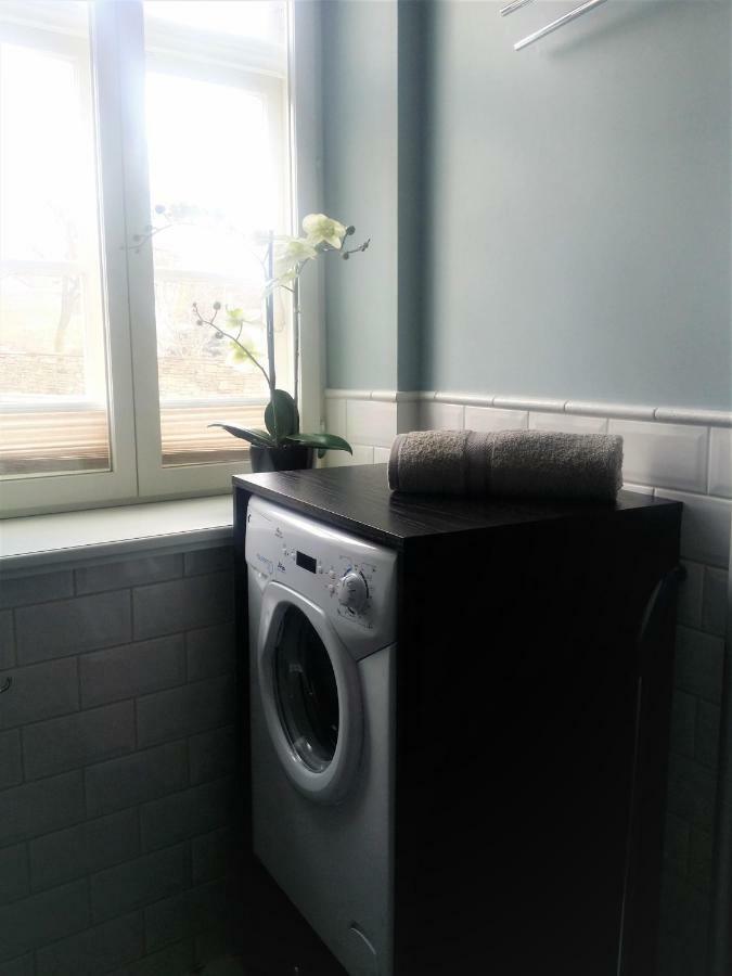 Silbernagel Apartment Курессааре Экстерьер фото